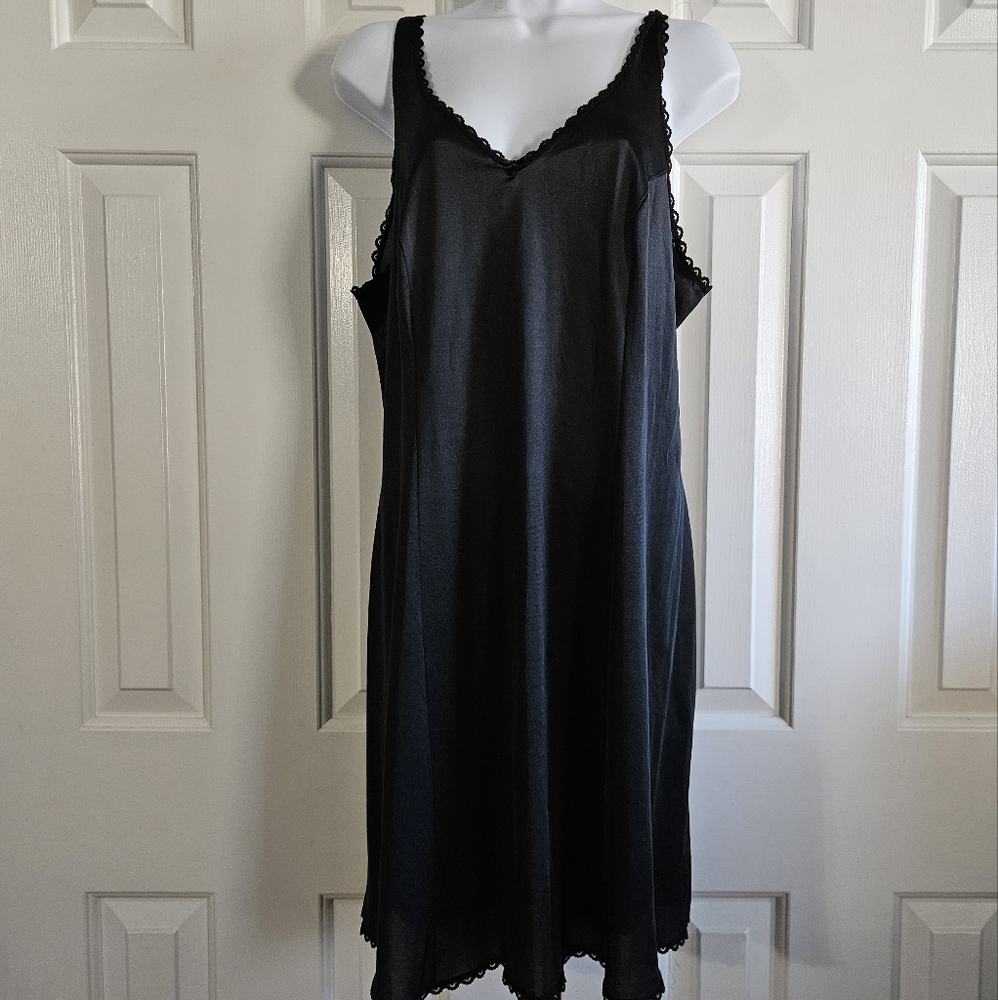 Warners Nightgown Slip Dress Vtg Whimsigoth Black USA Lace Trim Vamp Sheer L